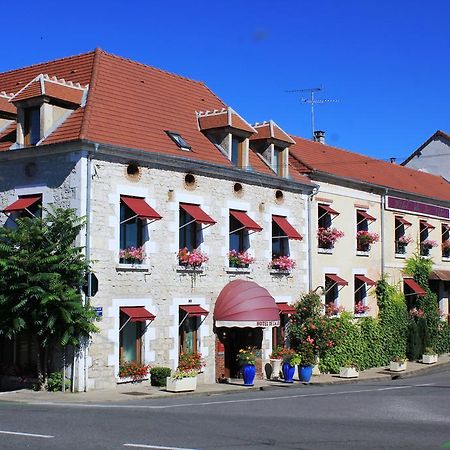 Hotel De La Loire Saint-Satur Exterior photo